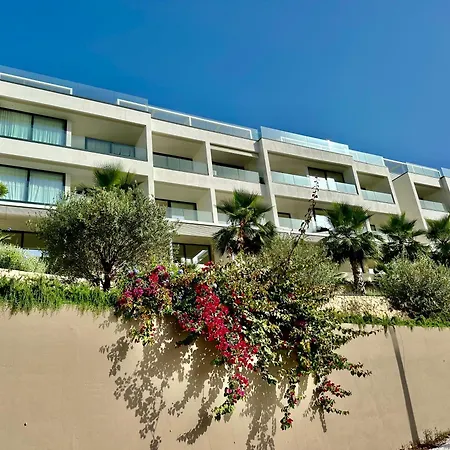 Miramar Del Golf 아파트 *